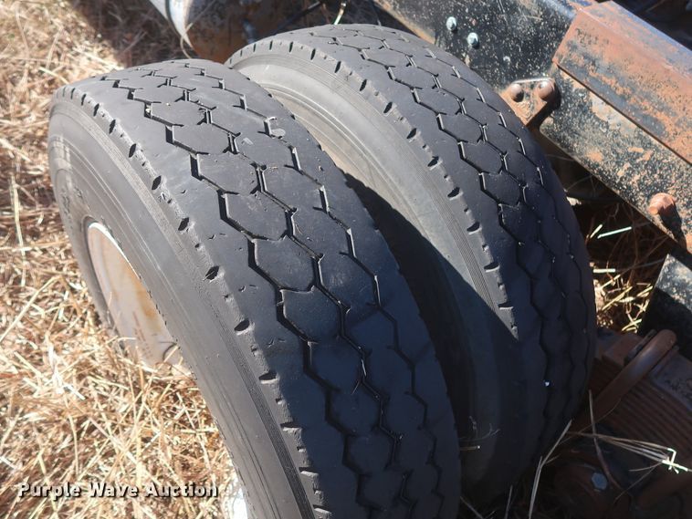 image for item DJ2317 1981 Mack R686ST  semi truck