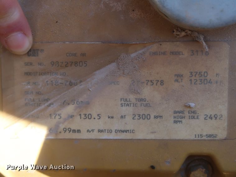 image for item DJ2320 1998 Caterpillar 613C Series II  elevating scraper