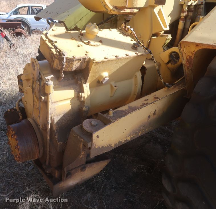 image for item DJ2320 1998 Caterpillar 613C Series II  elevating scraper