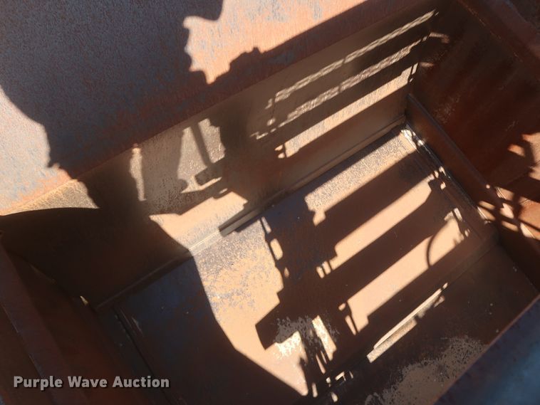 image for item DJ2320 1998 Caterpillar 613C Series II  elevating scraper