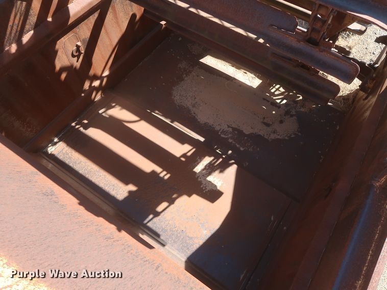 image for item DJ2320 1998 Caterpillar 613C Series II  elevating scraper