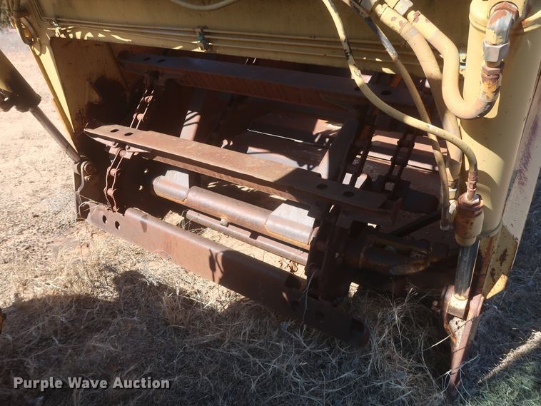 image for item DJ2320 1998 Caterpillar 613C Series II  elevating scraper