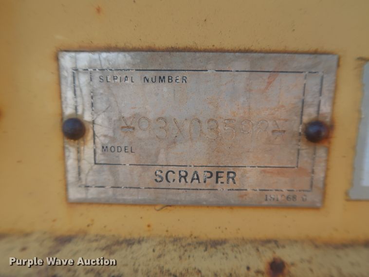 image for item DJ2320 1998 Caterpillar 613C Series II  elevating scraper