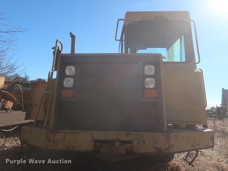 image for item DJ2321 1998 Caterpillar 613C Series II  elevating scraper