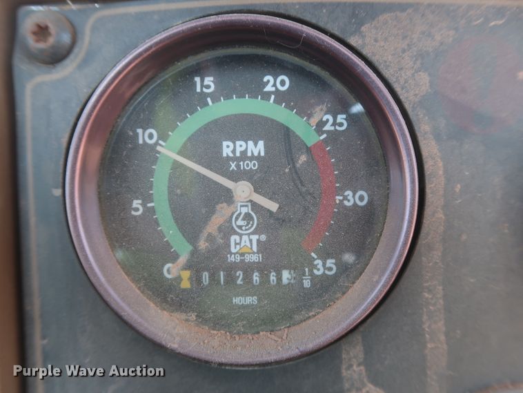 image for item DJ2321 1998 Caterpillar 613C Series II  elevating scraper