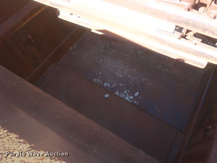 image for item DJ2321 1998 Caterpillar 613C Series II  elevating scraper