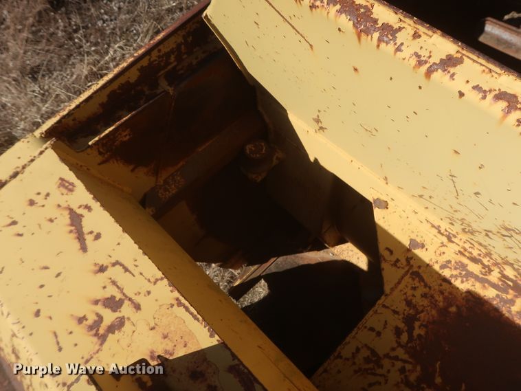 image for item DJ2321 1998 Caterpillar 613C Series II  elevating scraper