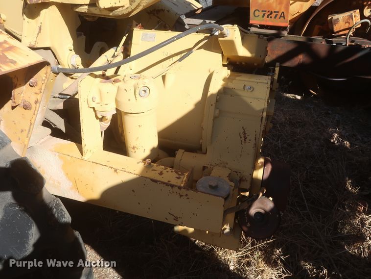 image for item DJ2321 1998 Caterpillar 613C Series II  elevating scraper