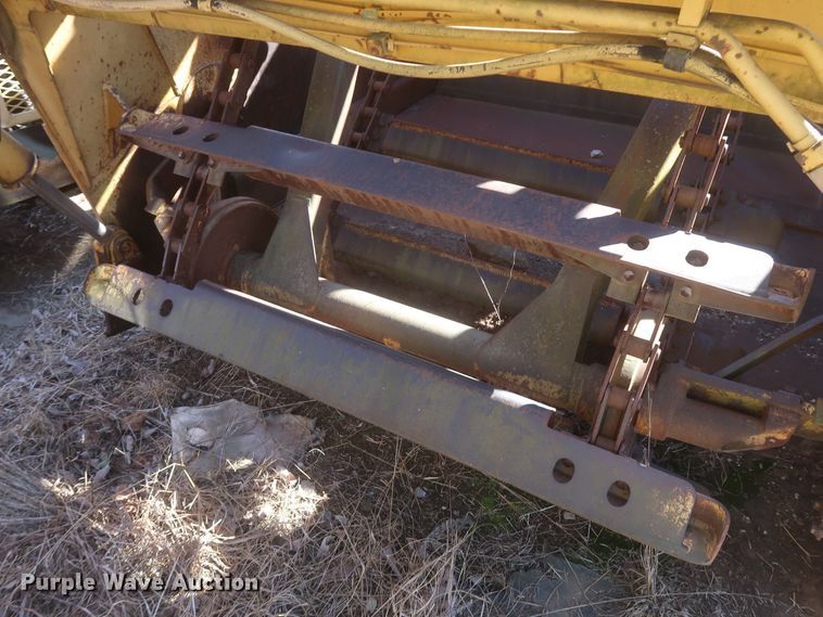 image for item DJ2321 1998 Caterpillar 613C Series II  elevating scraper