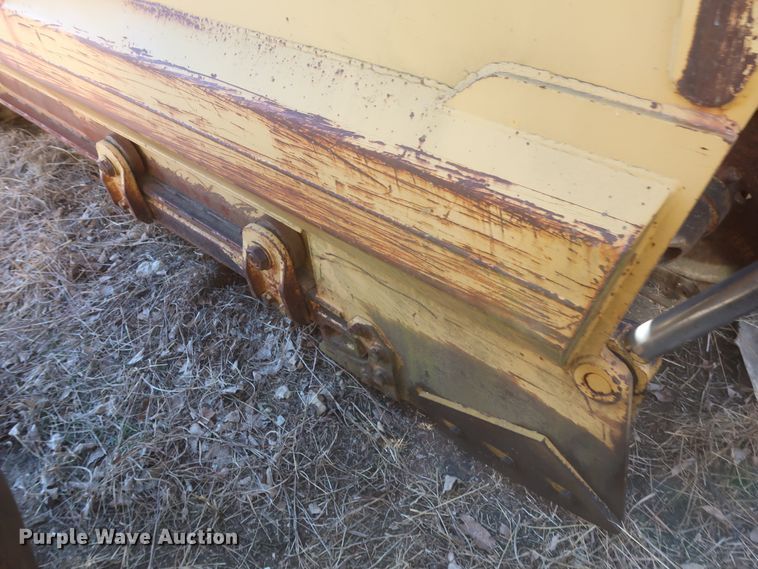 image for item DJ2321 1998 Caterpillar 613C Series II  elevating scraper