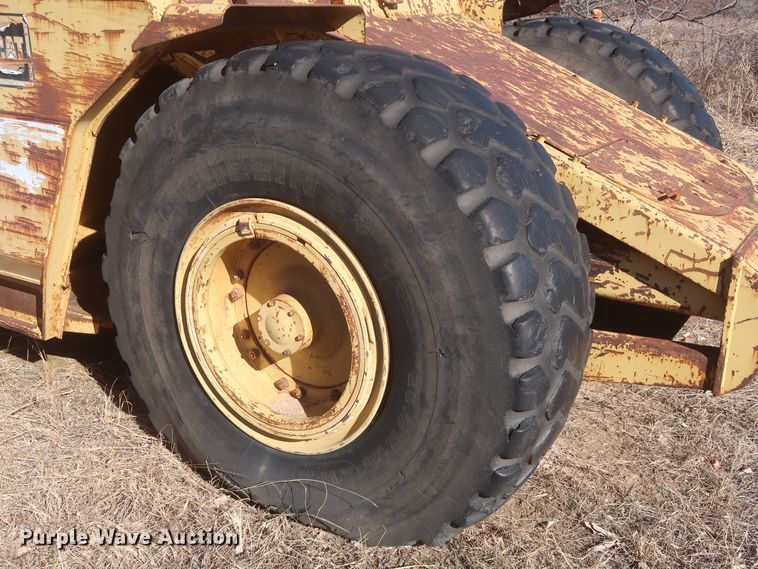 image for item DJ2321 1998 Caterpillar 613C Series II  elevating scraper