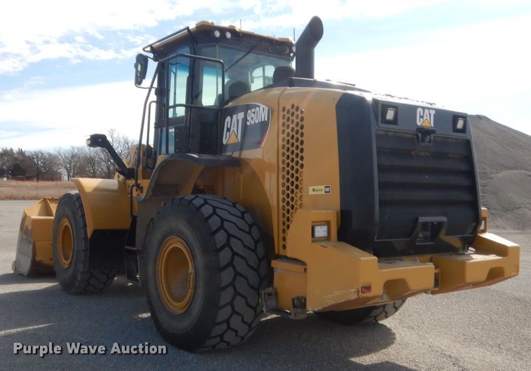 image for item DJ2333 2015 Caterpillar 950M  wheel loader