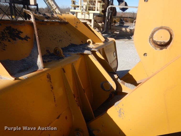 image for item DJ2333 2015 Caterpillar 950M  wheel loader