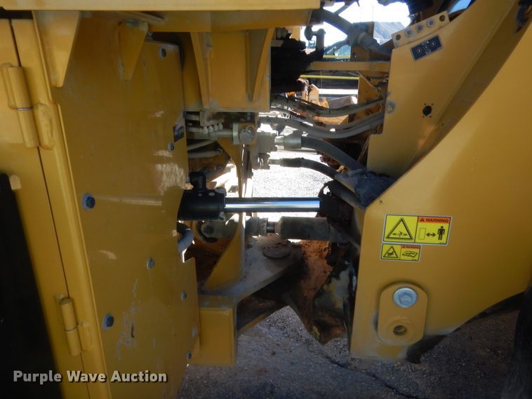 image for item DJ2333 2015 Caterpillar 950M  wheel loader