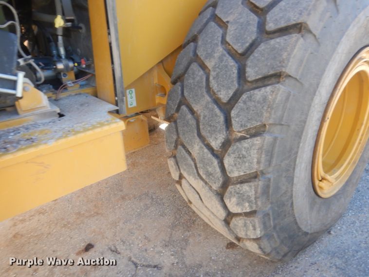 image for item DJ2333 2015 Caterpillar 950M  wheel loader