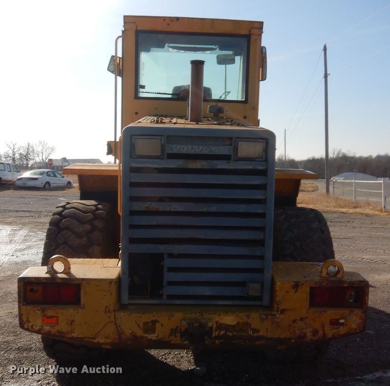 image for item DJ2342 1995 Volvo L90C  wheel loader