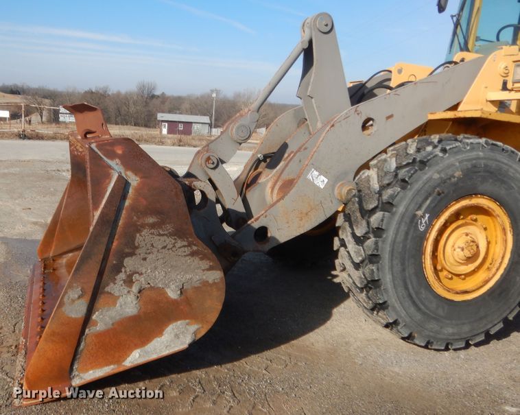 image for item DJ2342 1995 Volvo L90C  wheel loader