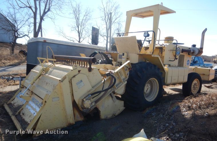 image for item DJ2360 2002 Bomag MPH100R  recycler