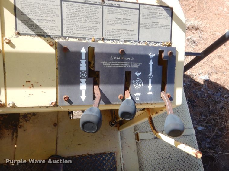 image for item DJ2360 2002 Bomag MPH100R  recycler