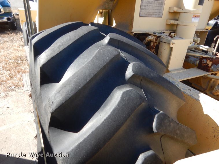 image for item DJ2360 2002 Bomag MPH100R  recycler