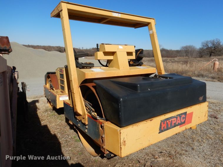 image for item DJ2362 2001 Hypac C778B  double drum vibratory roller