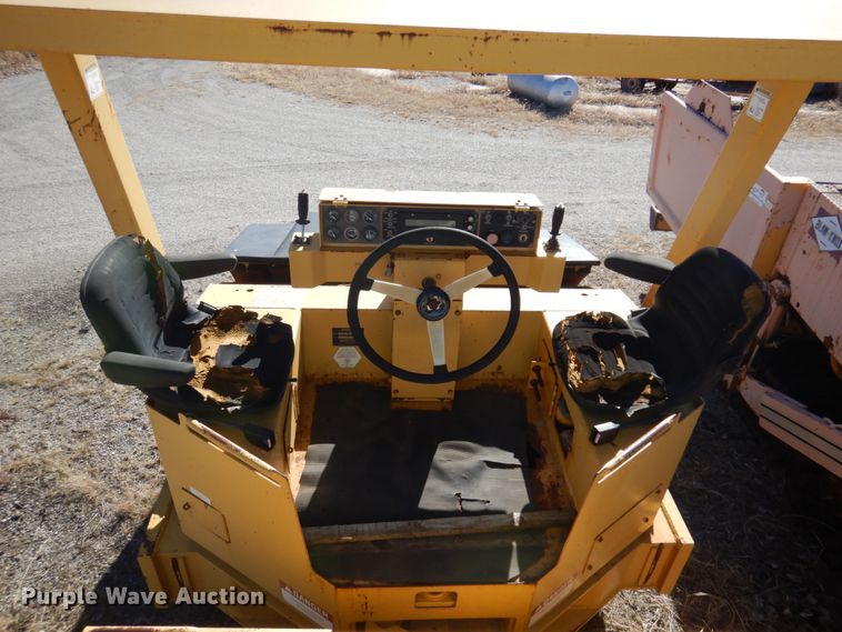 image for item DJ2362 2001 Hypac C778B  double drum vibratory roller