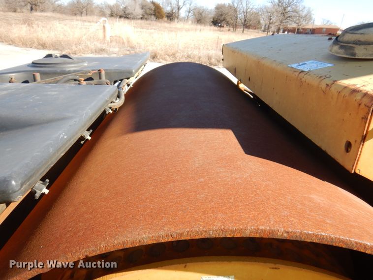 image for item DJ2362 2001 Hypac C778B  double drum vibratory roller