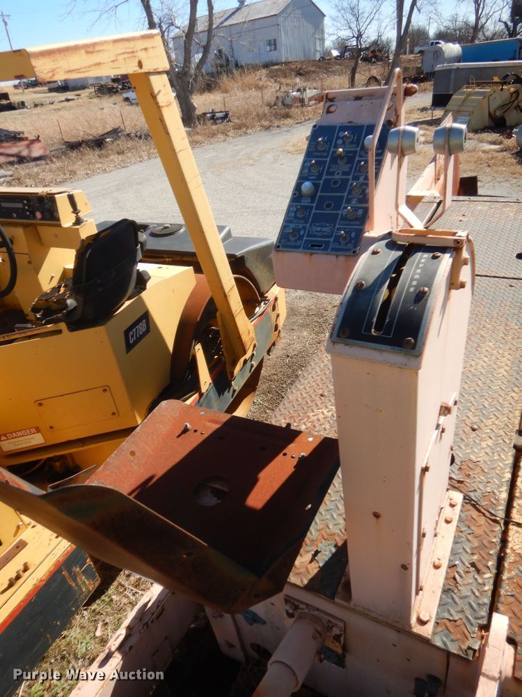 image for item DJ2363 Blaw Knox PF510  paver