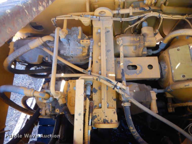 image for item DJ2363 Blaw Knox PF510  paver