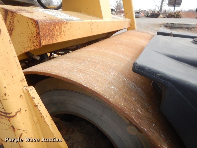 image for item DJ2364 1999 Hypac C778B  double drum vibratory roller