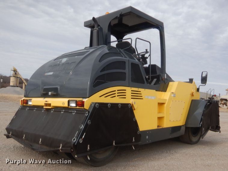 image for item DJ2371 2010 Bomag BW27RH  pneumatic roller