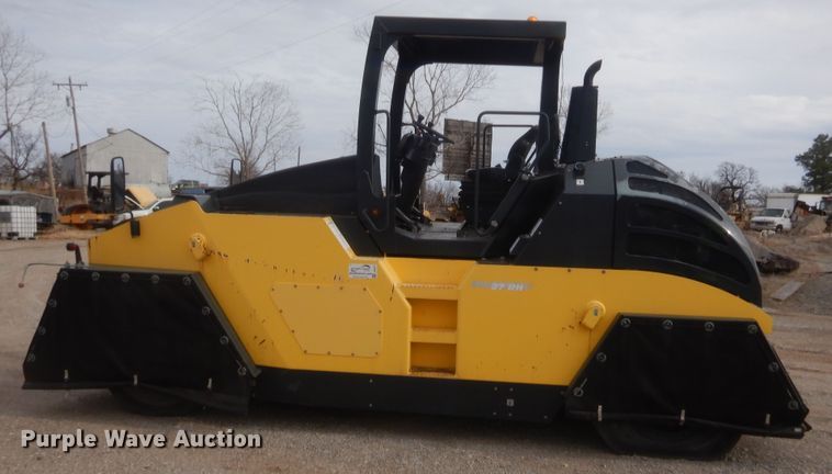 image for item DJ2371 2010 Bomag BW27RH  pneumatic roller