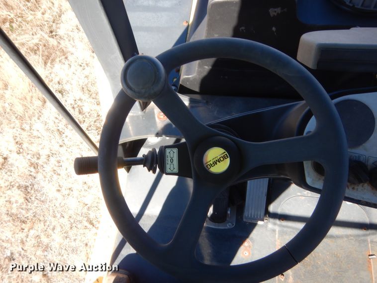 image for item DJ2371 2010 Bomag BW27RH  pneumatic roller