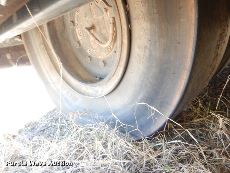 image for item DJ2371 2010 Bomag BW27RH  pneumatic roller