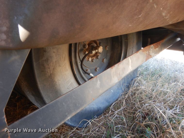 image for item DJ2371 2010 Bomag BW27RH  pneumatic roller