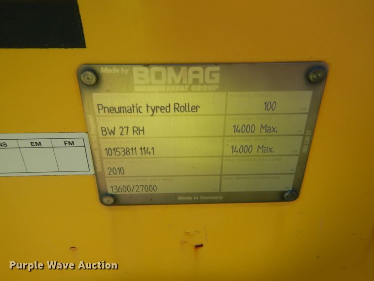 image for item DJ2371 2010 Bomag BW27RH  pneumatic roller