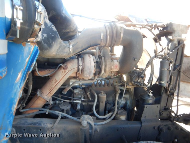 image for item DJ2375 1981 Mack R686ST  dump truck