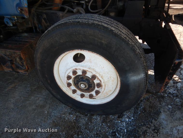 image for item DJ2375 1981 Mack R686ST  dump truck