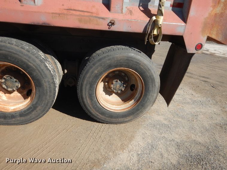 image for item DJ2375 1981 Mack R686ST  dump truck