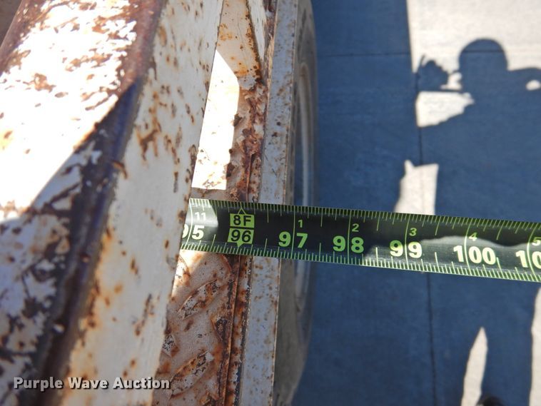 image for item DJ8324 1985 International 1954  pressure digger derrick truck