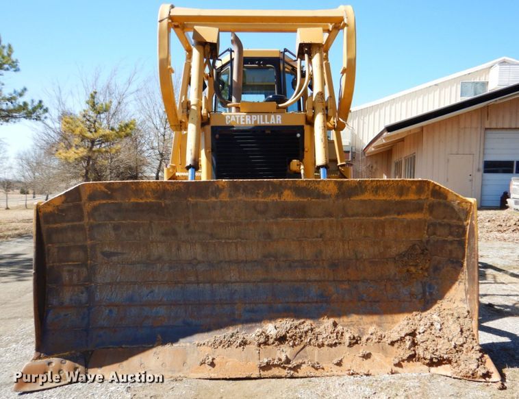 image for item DJ8671 2007 Caterpillar D6R XL Series III  dozer
