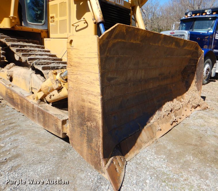 image for item DJ8671 2007 Caterpillar D6R XL Series III  dozer