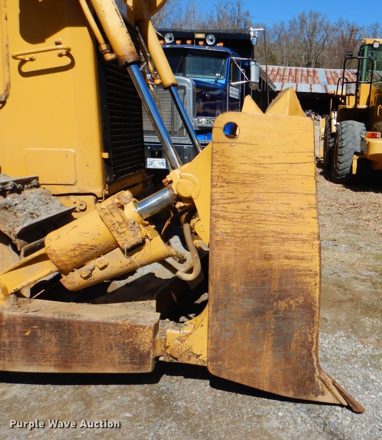 image for item DJ8671 2007 Caterpillar D6R XL Series III  dozer