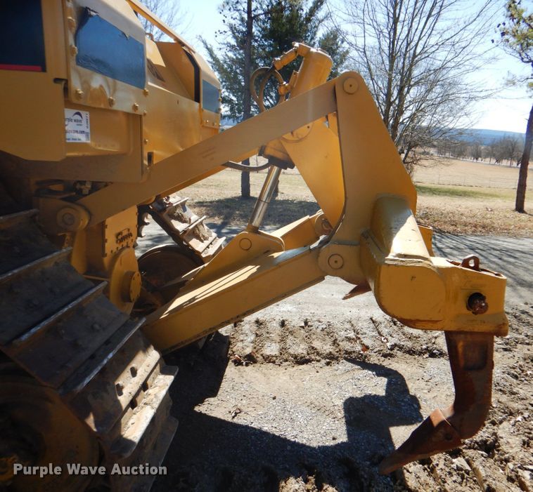 image for item DJ8671 2007 Caterpillar D6R XL Series III  dozer