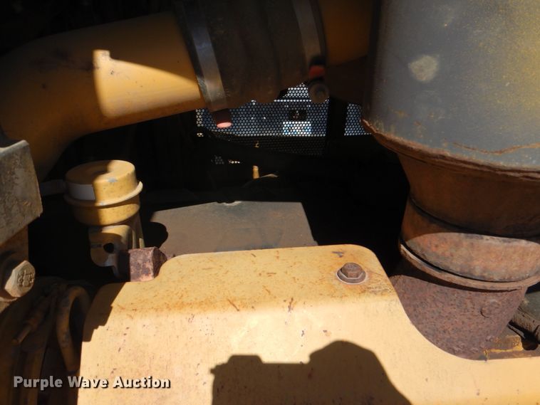 image for item DJ8671 2007 Caterpillar D6R XL Series III  dozer