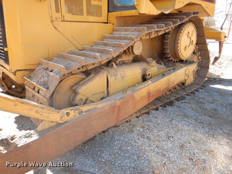 image for item DJ8671 2007 Caterpillar D6R XL Series III  dozer
