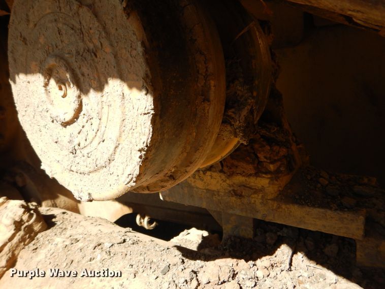 image for item DJ8671 2007 Caterpillar D6R XL Series III  dozer