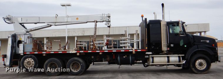 image for item DJ8695 2009 Western Star 4900SA  crane truck