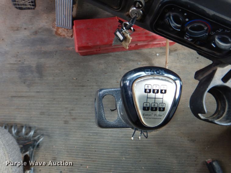 image for item DJ8695 2009 Western Star 4900SA  crane truck