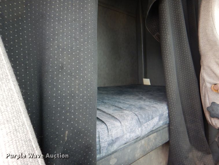 image for item DJ8695 2009 Western Star 4900SA  crane truck